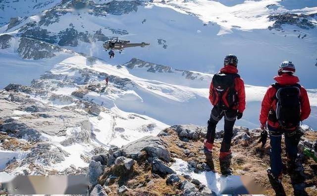 俄罗斯登山者离奇死亡事件俄罗斯登山者离奇死亡事件揭秘